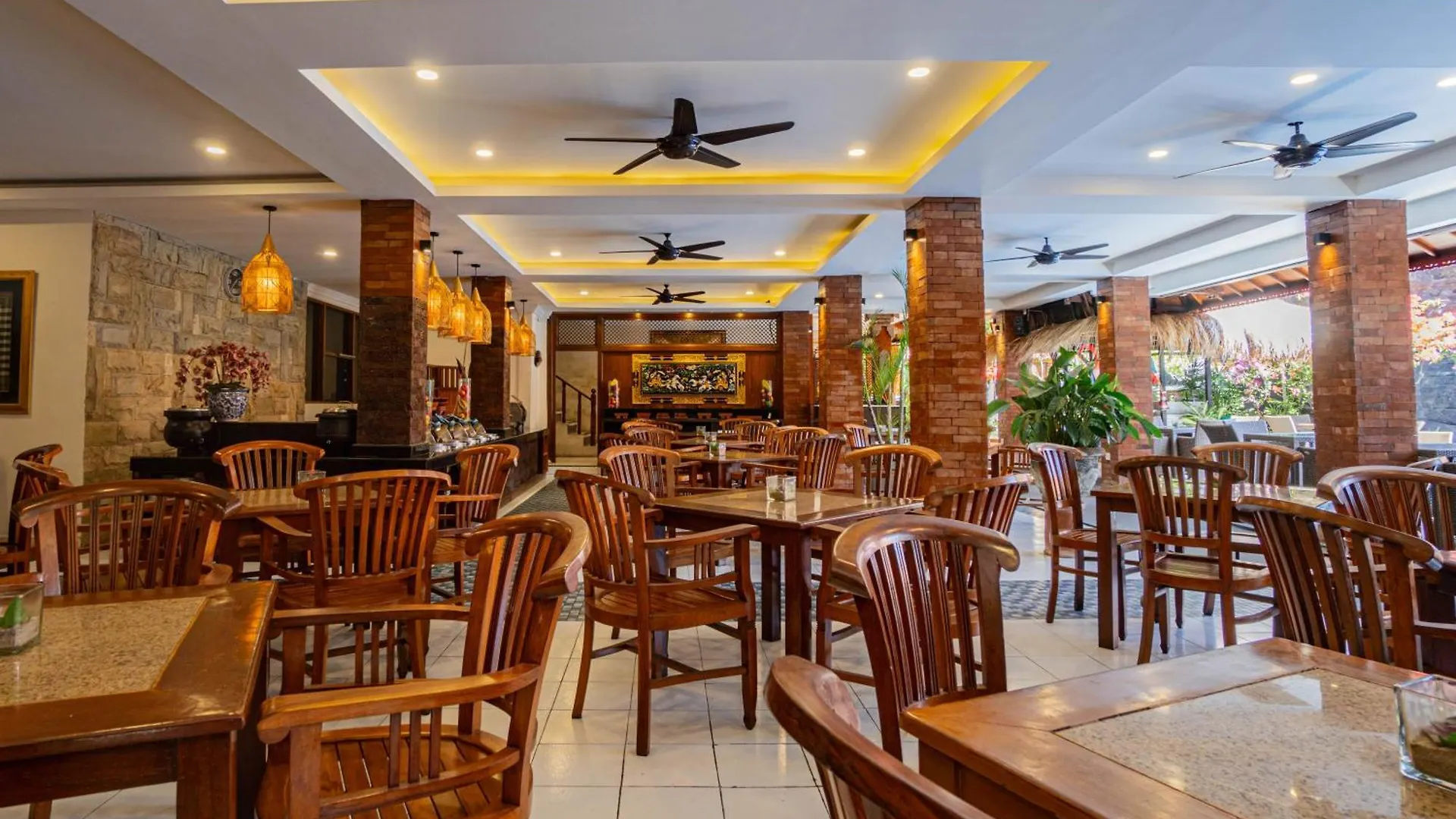 Wina Holiday Villa Kuta Lombok Rezort